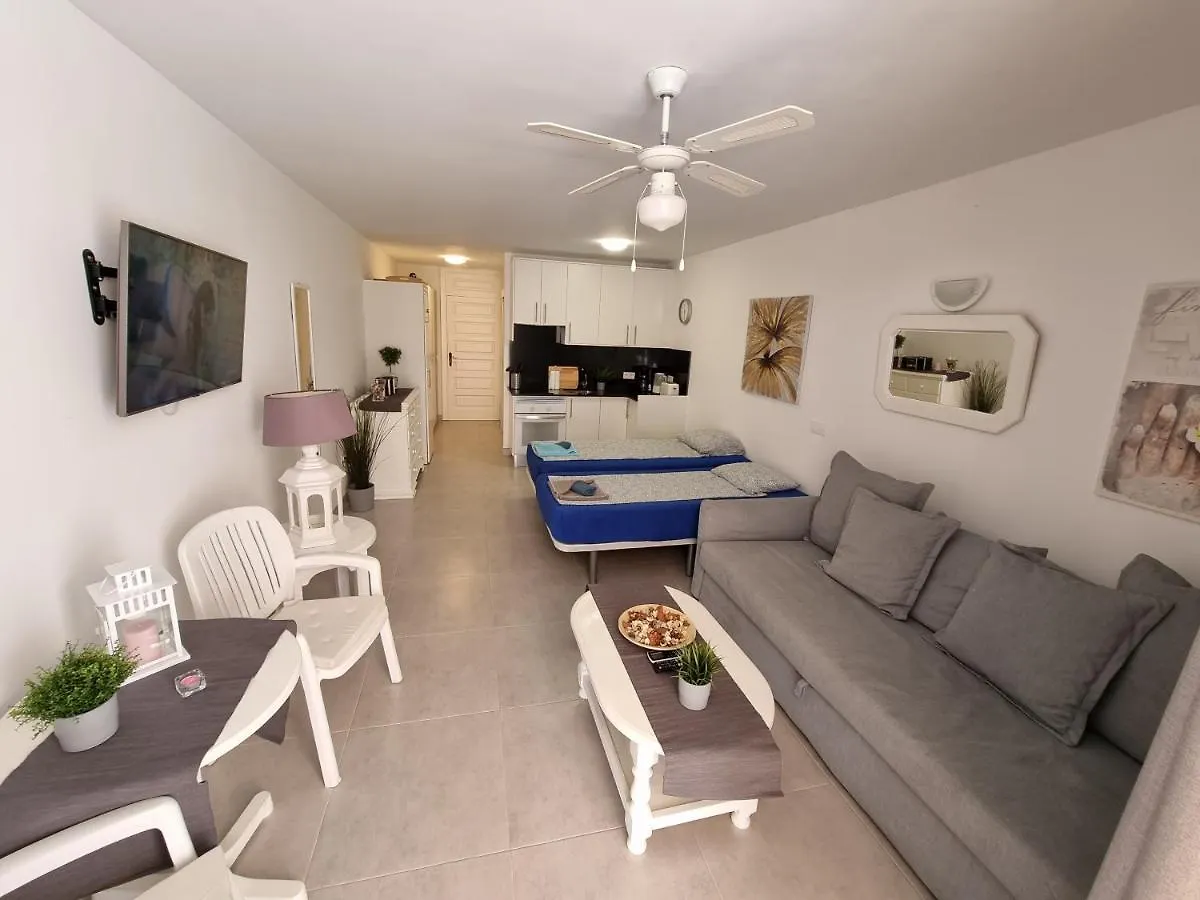 Διαμέρισμα Studio No 2 Just 100 To Beach And Sea, Large Terrace, Heated Pool, Wifi, Aircondition For A Fee Πλάγια ντε λας Αμέρικας